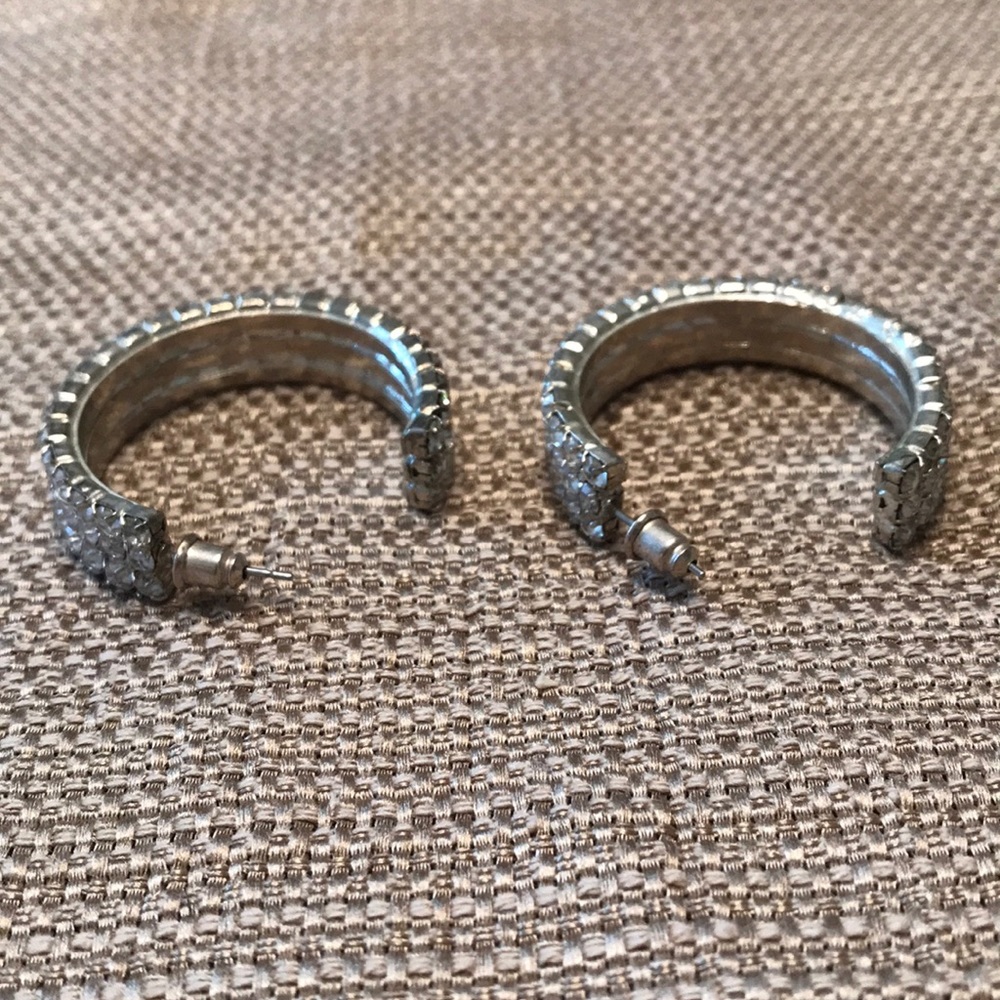 Earrings - Picture 3 of 4